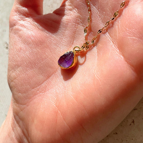 Decadorn Pendant - Carved Amethyst Gold