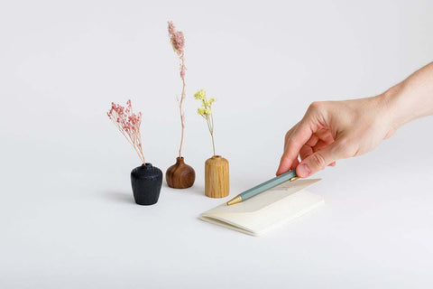 CRD Miniature Flower Vase Set