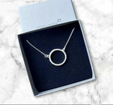 LDB LINKAGE SMALL CIRCLE SILVER PENDENT