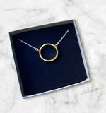 LDB LINKAGE SMALL CIRCLE Y GOLD PENDENT