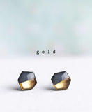 Dana Small Hexagon Stud Earrings - Grey/Gold