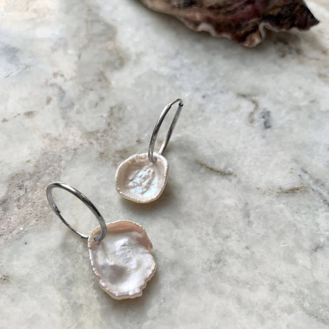 Decadorn Earrings Thick Hoop - Freshwater Pearl - Silver
