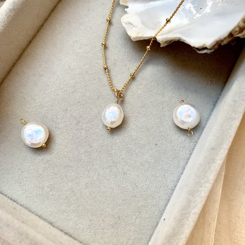 Decadorn Pendant Necklace - Sea Pearl