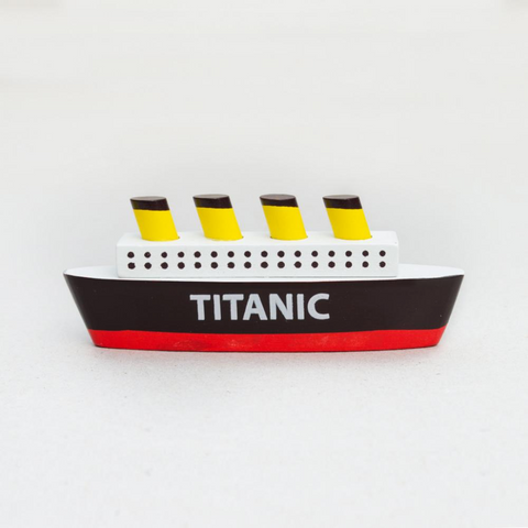 Cowfield Design Mini Titanic Model