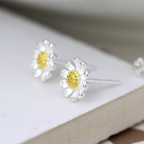 PM Sterling Silver And Gold Daisy Stud Earrings